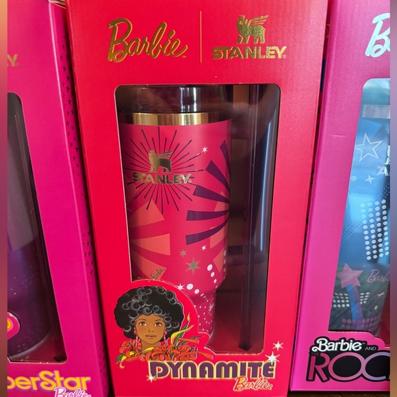 Barbie x Stanley LIMITED EDITION ‘80s Dynamite 40 oz Quencher - Picture 3 of 3